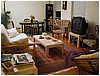 04-living_room-2.jpg