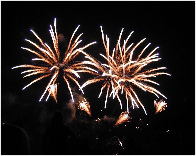 23-fireworks_1.jpg