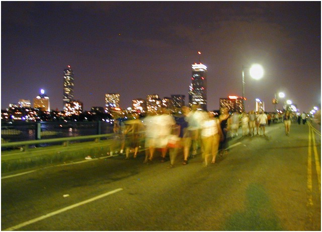 37-harvard_bridge.jpg