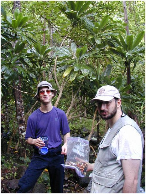 040_trail_mix_break.JPG