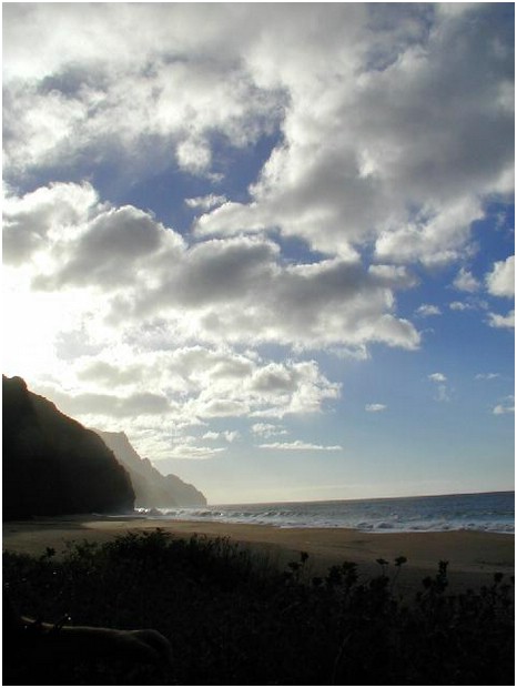 093_leaving_kalalau_beach_3.JPG
