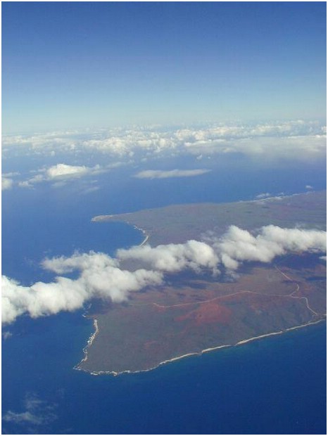 142_flying_over_molokai_1.JPG