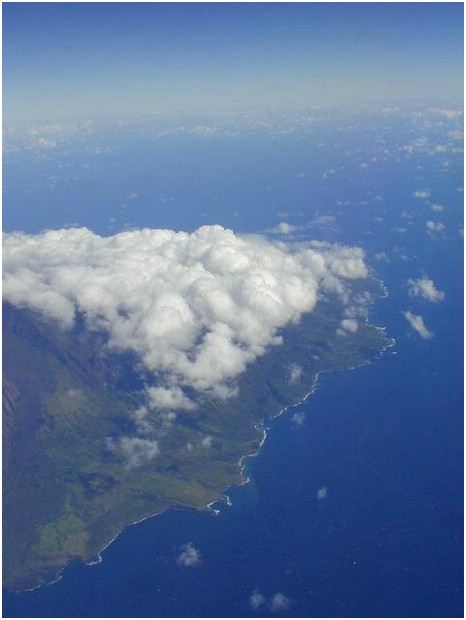 147_flying_over_lanai_2.JPG