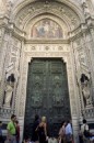 Florence0010 * 213 x 320 * (33KB)