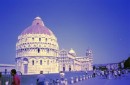Pisa0002 * 320 x 210 * (21KB)